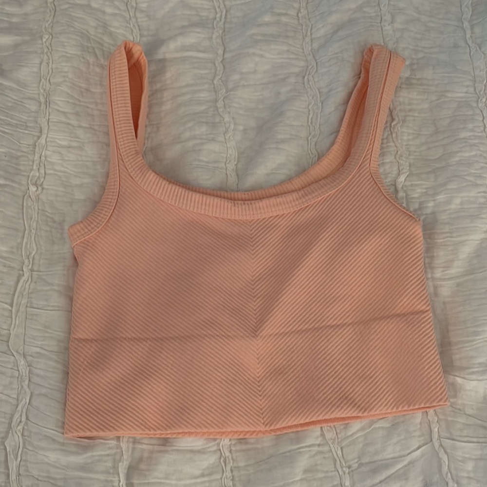 PEACH TANK TOP